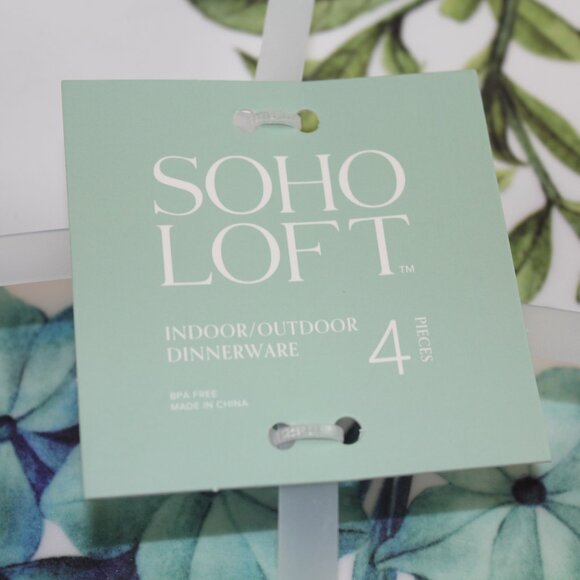 Soho Loft Blue Flower Scalloped Set of 4 11" Melamine Dinner Plates White NWT - Picture 5 of 7